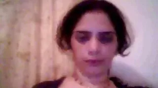 الفتاة الآسيوية مترجم سكسي إغاظة العميل القضيب.