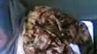 ناضجة لديها مثلية الجنس مع الجار. سكسي قديم مترجم