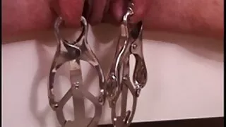 ثلاث مقطع سكسي مترجم فتيات على عضو في قانون سانت