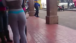 سليمثيك فيك يطلق النار سكسي متركم على الديك مع رجل أسود لصديقها.