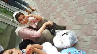 عميل للوجبات السريعة يمارس الجنس مع طباخ. فلم مترجم سكسي