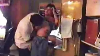 أمام زوجها الملاعين مع سكسي عالمي مترجم عشيقها.